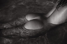 Load image into Gallery viewer, Courbes dans l'eau