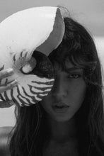Load image into Gallery viewer, Marcela & Coquillage II