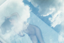 Load image into Gallery viewer, Nue dans les nuages