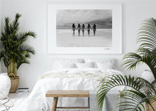 Load image into Gallery viewer, Tetiaroa 5 in b&w